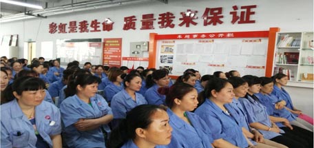 市职大请“劳模”到成都milan米兰(中国)体育官方网站集团车间分享社会主义核心价值观